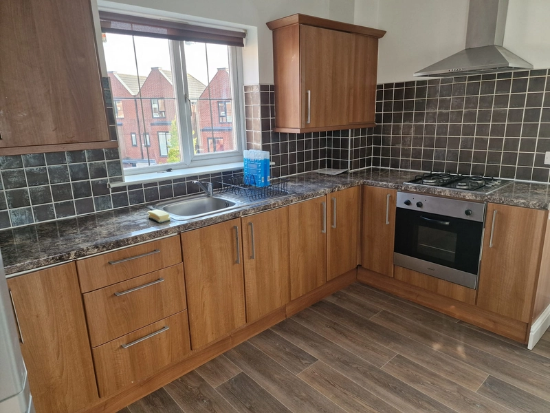 Modern 3 bed apt - Flat 8, Bawas place - Alfreton Road - Thumbnail 1
